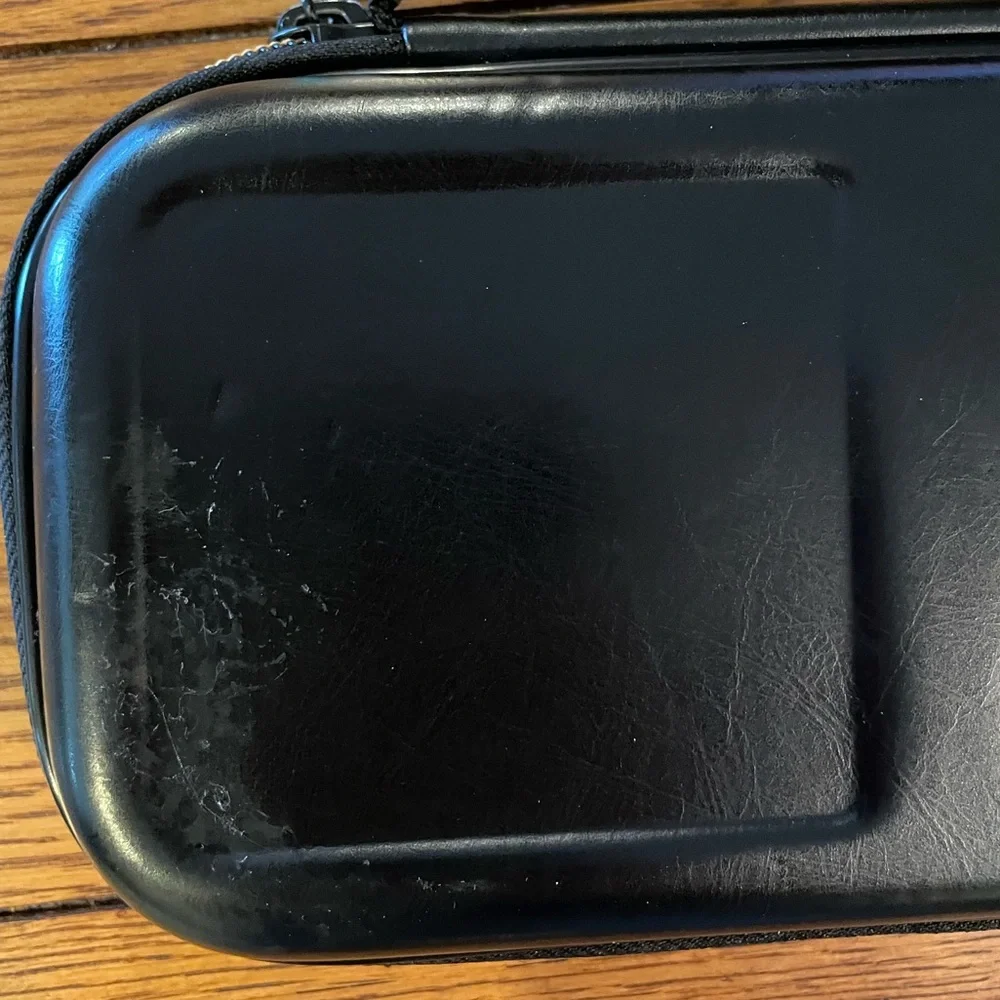 GUC Nintendo switch Animal Crossing carrying case